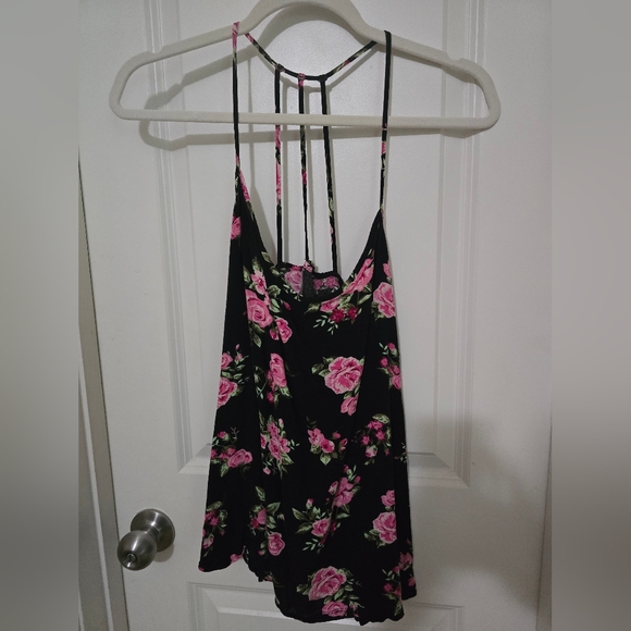 No Boundaries Black and Pink Floral Camisole - Picture 1 of 3